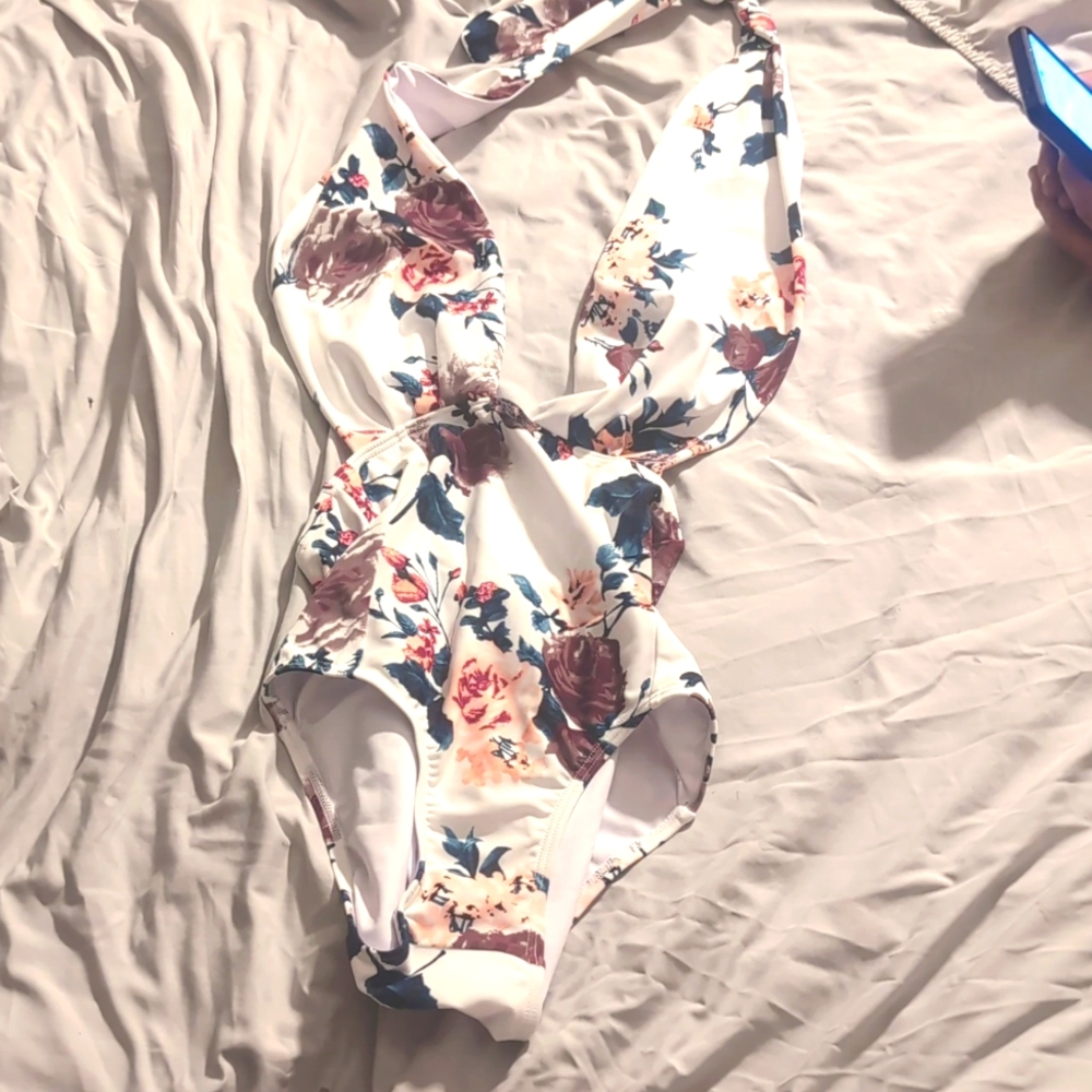 Bathing suit one peice